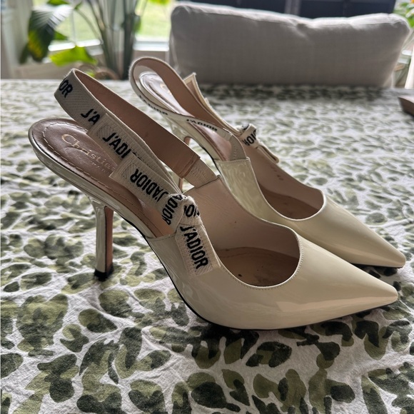 Dior J'Adior Patent Cream Slingback Heels - Picture 4 of 10